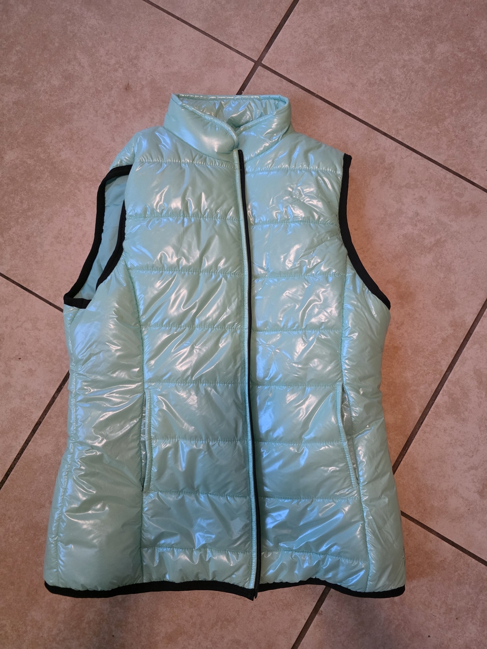 Adult Small Puffer Vest
